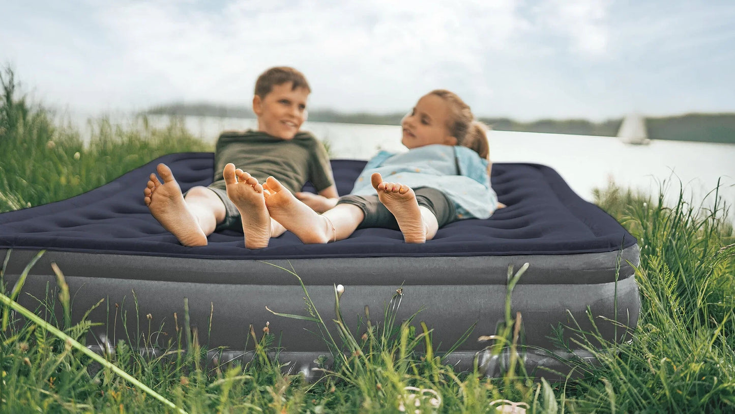 Outwell Flock Superior Double Airbed with Built-in Pump 2025