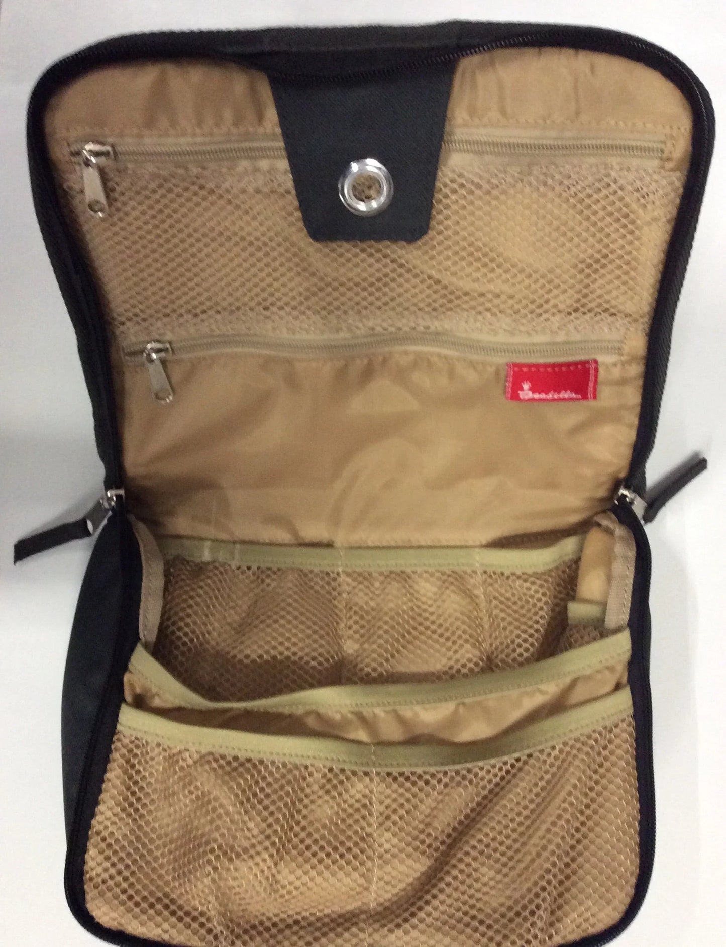 Isabella toiletry bag